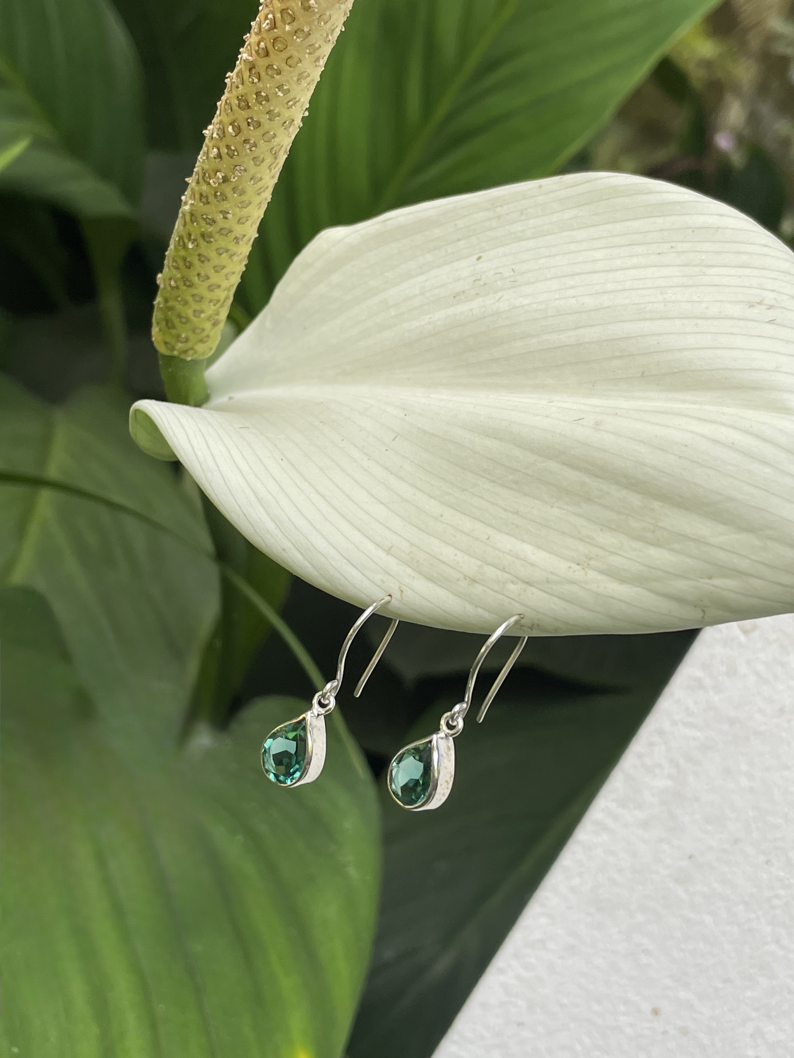 Handmade Balinese Silver Earrings — Luma detail